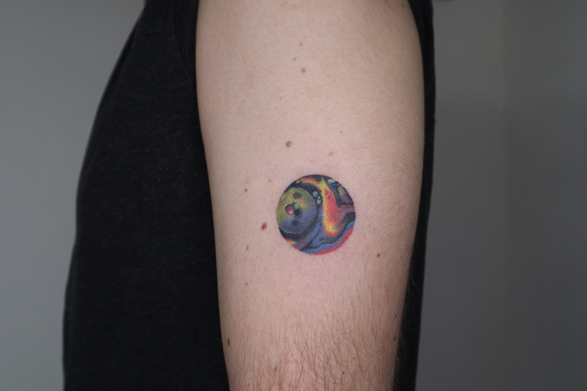 Blekanddots: Como a Teoria das Cores e a Composição Moldam uma Tatuadora - image 16